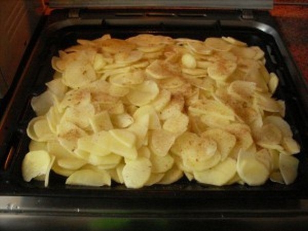 Запеканка с картофелем и рыбкой Запеканка с картофелем и рыбкой