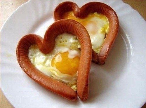 Яичница Сердце к завтраку