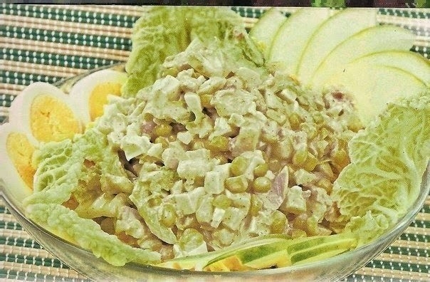 Салат из пекинской капусты