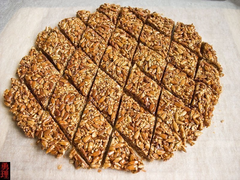 Козинаки с семечками и кунжутом Козинаки с семечками и кунжутом