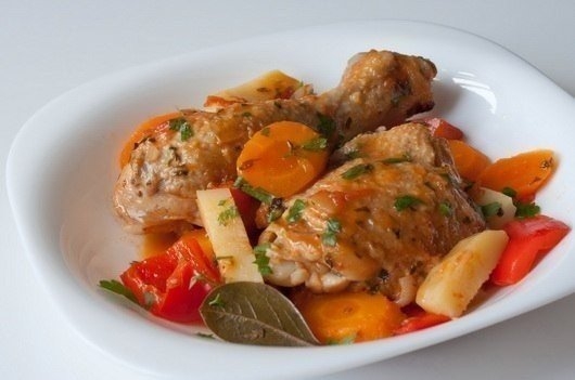 Фрикасе из курицы по-креольски Фрикасе из курицы по-креольски