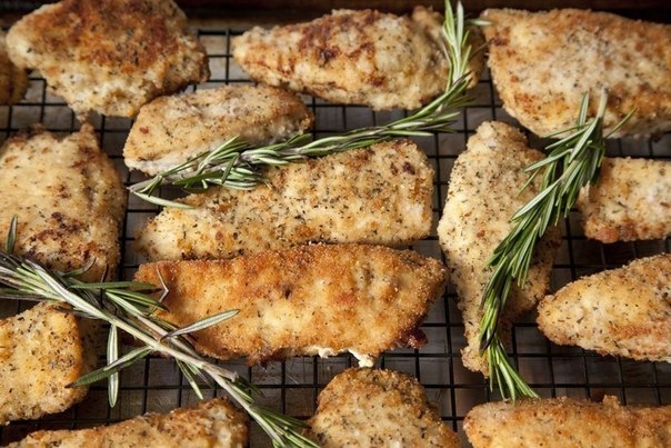 Куриные отбивные в панировке Куриные отбивные в панировке