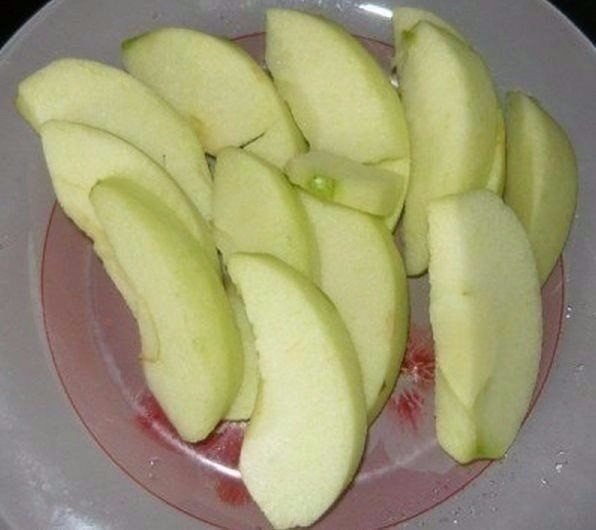 Слойки с яблоками Слойки с яблоками