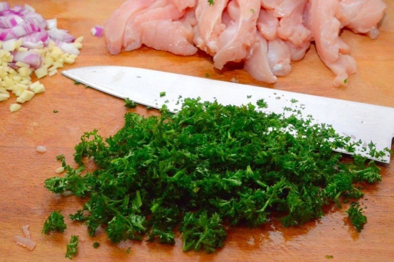 Куриное филе с лимоном и чесноком Куриное филе с лимоном и чесноком