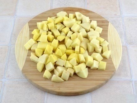 Сытный суп с мясными фрикадельками. Сытный суп с мясными фрикадельками.