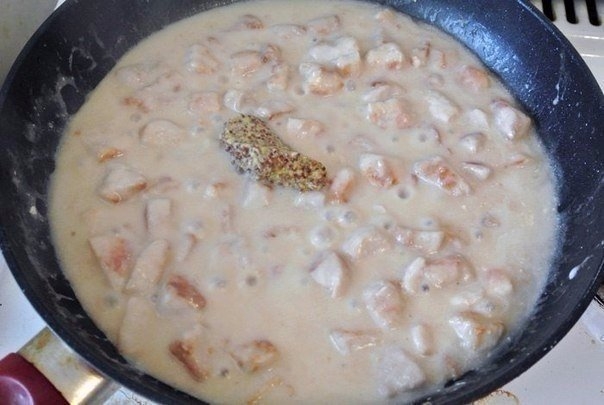 Курица в сметанно-горчичном соусе Курица в сметанно-горчичном соусе