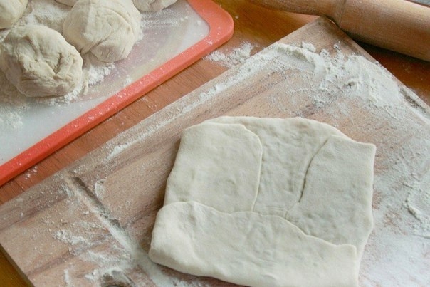 Плацинды с квашеной капустой Плацинды с квашеной капустой
