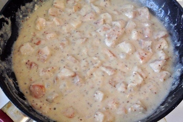 Курица в сметанно-горчичном соусе Курица в сметанно-горчичном соусе