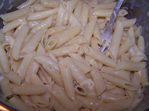 Пенне Ригата с соусом карбонара Пенне Ригата с соусом карбонара