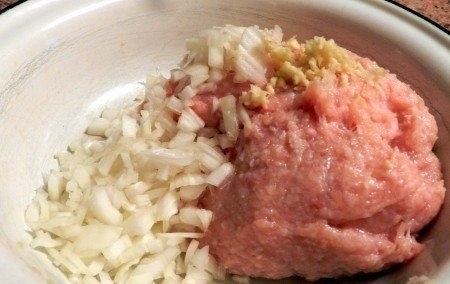 Супер пышные котлетки из куриного фарша с овсяными хлопьями Супер пышные котлетки из куриного фарша с овсяными хлопьями