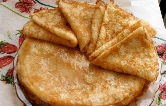Вкуснющие блинчики с сахаром и маслом Вкуснющие блинчики с сахаром и маслом