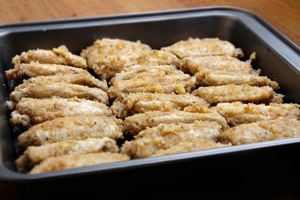 Куриные крылышки с сыром пармезан в духовке Куриные крылышки с сыром пармезан в духовке