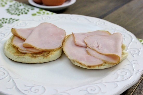 Яйца бенедикт Яйца бенедикт