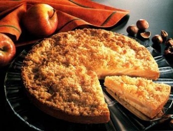 Яблочный пирог с посыпкой