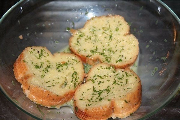 Гренки с помидорами и сыром Гренки с помидорами и сыром