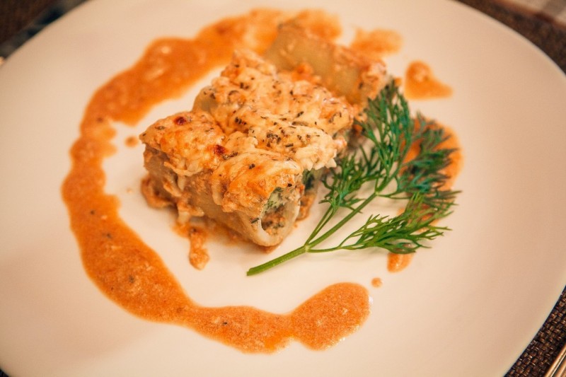 Макароны начиненные куриным фаршем Макароны начиненные куриным фаршем