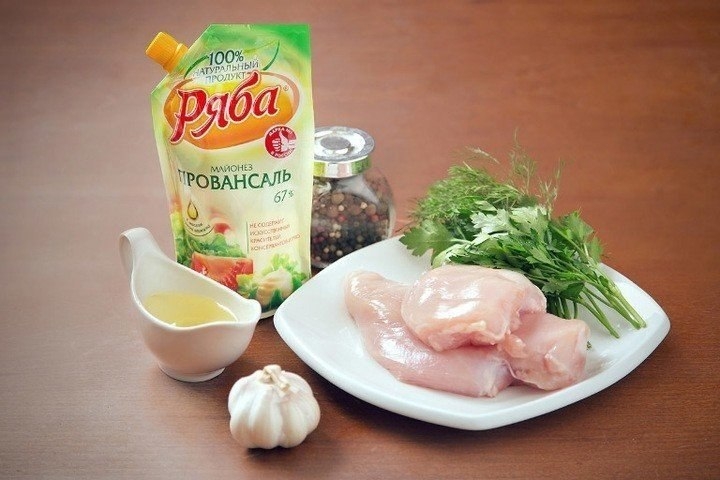 Курица в майонезном соусе Курица в майонезном соусе