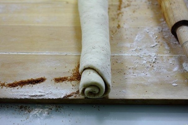 Коричные булочки с глазурью Коричные булочки с глазурью