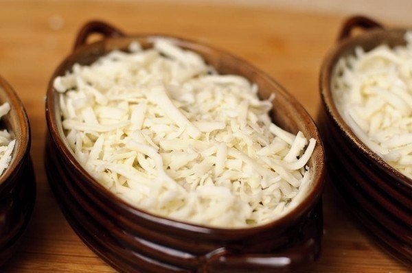 Жюльен с курицей и грибами Жюльен с курицей и грибами