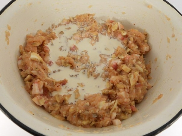 Куриная колбаса в домашних условиях. Куриная колбаса в домашних условиях.