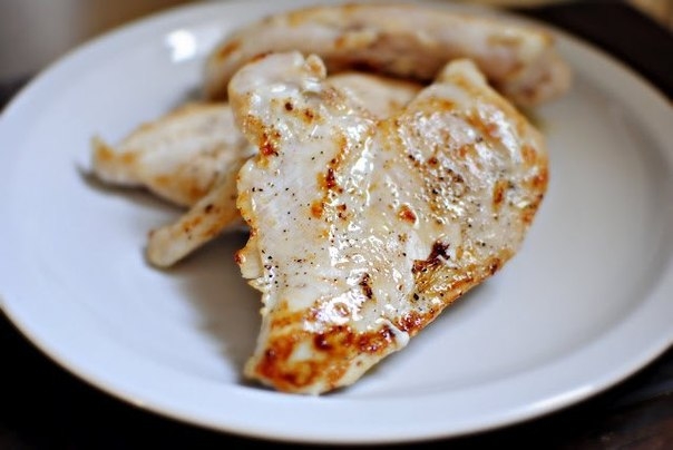 Куриная грудка в лимонном соусе Куриная грудка в лимонном соусе