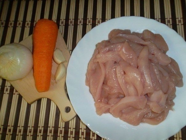 Гуляш из куриного филе Гуляш из куриного филе