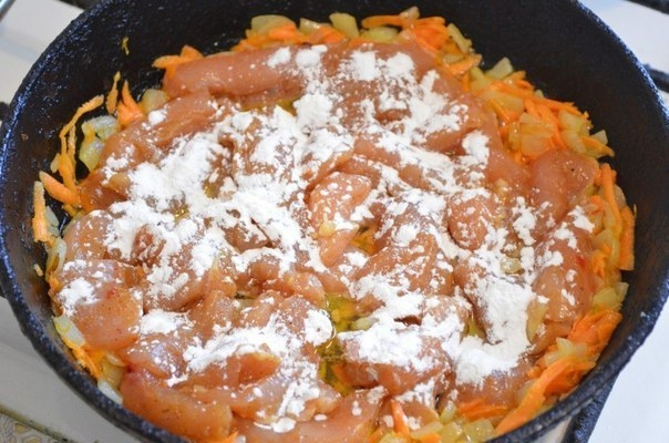 Куриное филе в сметано-горчичном соусе Куриное филе в сметано-горчичном соусе