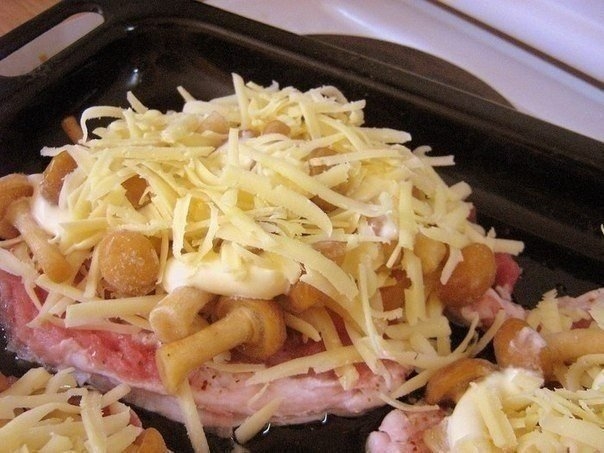 Мясо по-купечески с грибами Мясо по-купечески с грибами