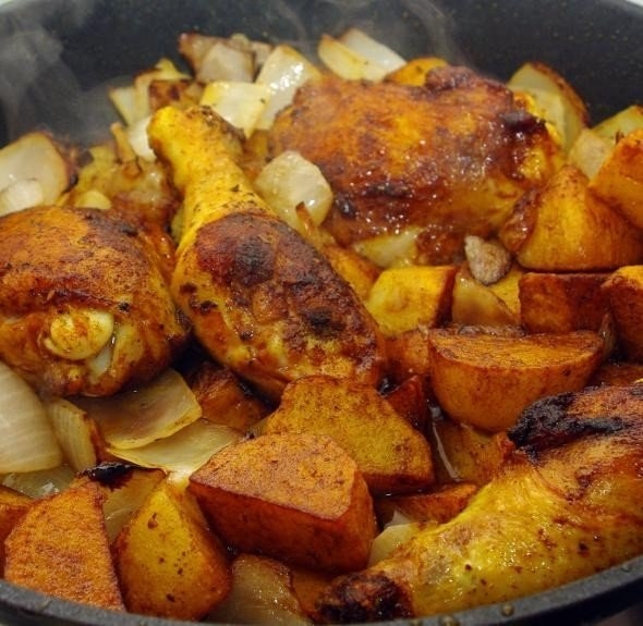 Софрито: курица с картошкой и луком