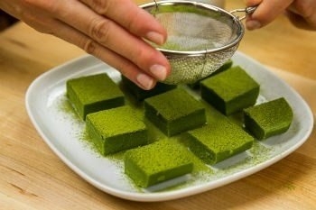 Шоколад с зелёным чаем (японская кухня)