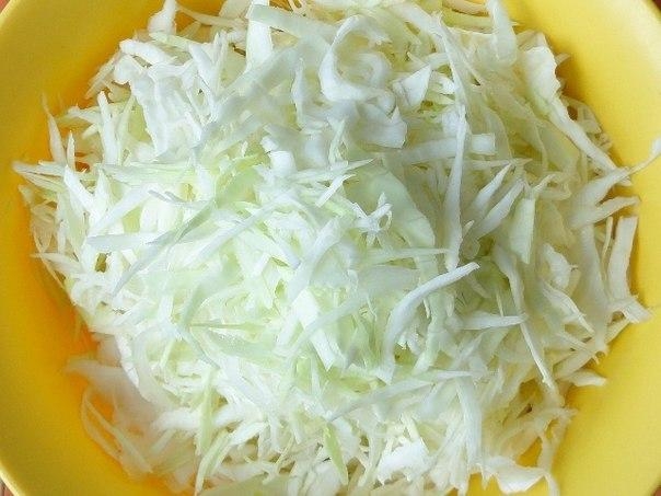 Салат Цезарь с капустой Салат Цезарь с капустой