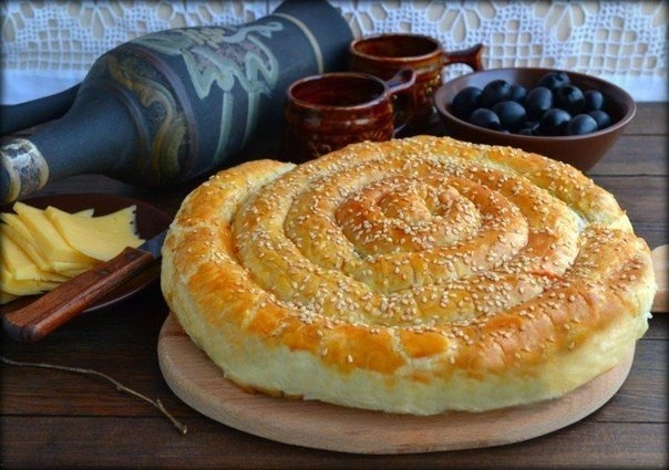 Слоёный пирог по-деревенски Слоёный пирог по-деревенски