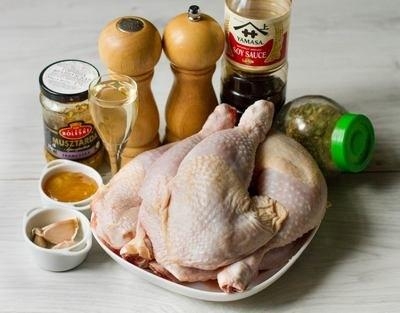 Курица в пикантном маринаде, запеченная в фольге Курица в пикантном маринаде, запеченная в фольге