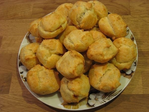 Эклеры со сгущенкой. Эклеры со сгущенкой.