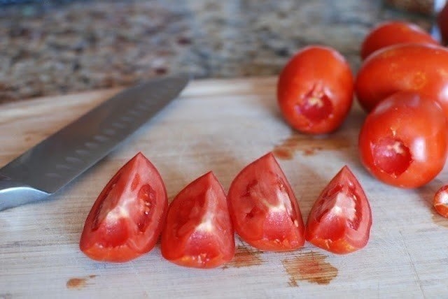 Вяленые помидоры с базиликом