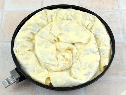 Мясной пирог из лаваша. Мясной пирог из лаваша.