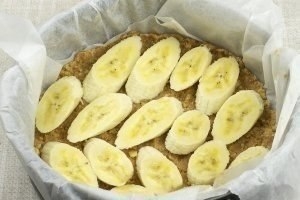 Йогуртовый низкокалорийный торт с киви и бананом. Йогуртовый низкокалорийный торт с киви и бананом.