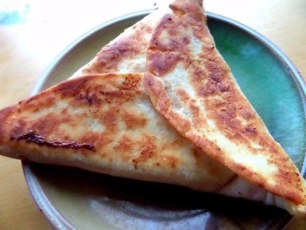 Ёка, армянская закуска из лаваша Ёка, армянская закуска из лаваша
