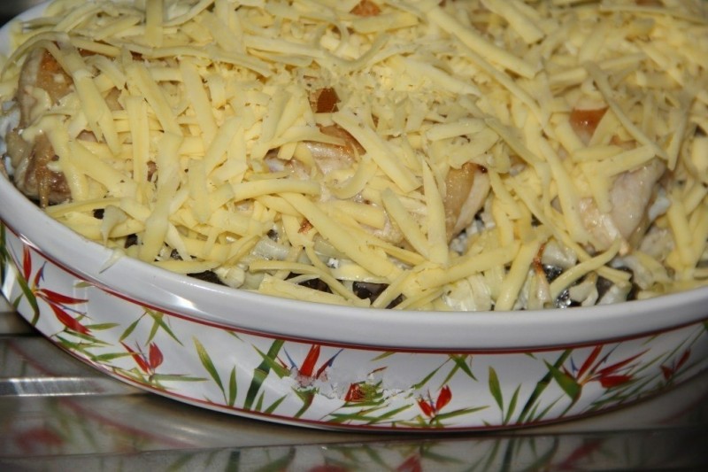 Куриные ножки с картошкой и грибами в духовке. Куриные ножки с картошкой и грибами в духовке.