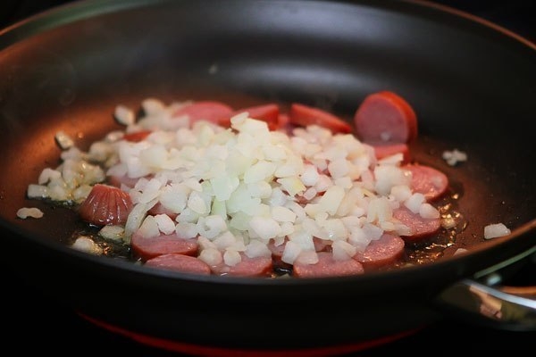 Паста с пряными колбасками Паста с пряными колбасками