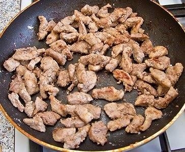 Гуляш со свининой Гуляш со свининой