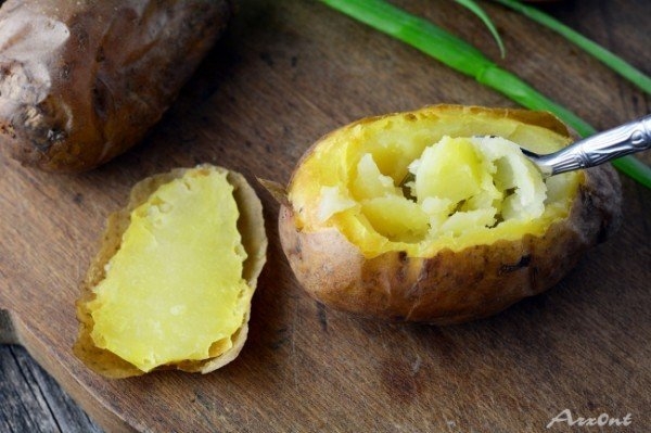 Печёная картошка со сливочной начинкой