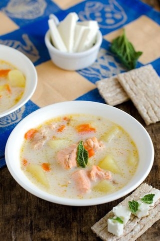 Сырный рыбный суп