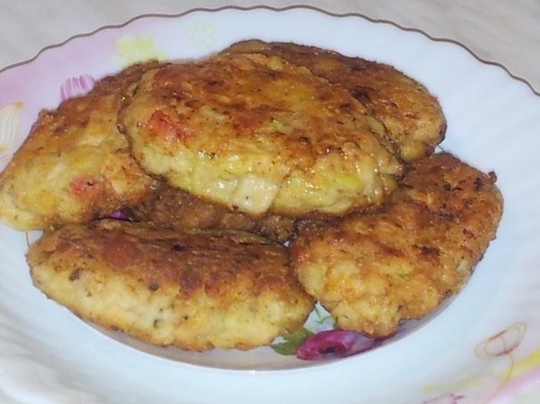 Нежнейшие котлетки по-гавайски с кукурузой Нежнейшие котлетки по-гавайски с кукурузой