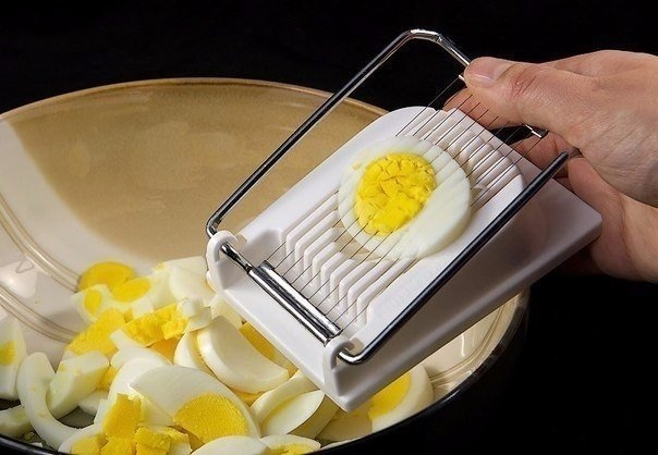 Салат с яйцом и ветчиной. Салат с яйцом и ветчиной.