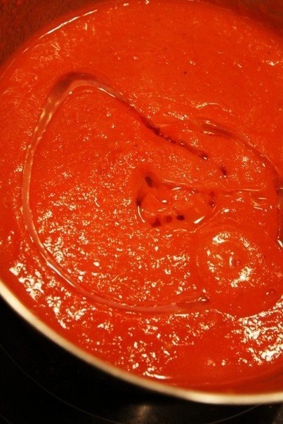 Супчик из печеных томатов и перцев с розмарином