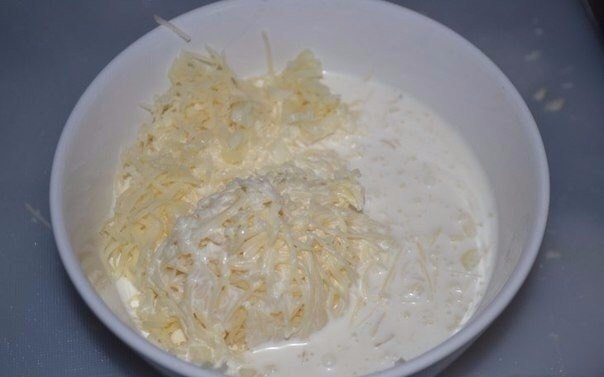 Куриные шарики в сливочном соусе. Куриные шарики в сливочном соусе.