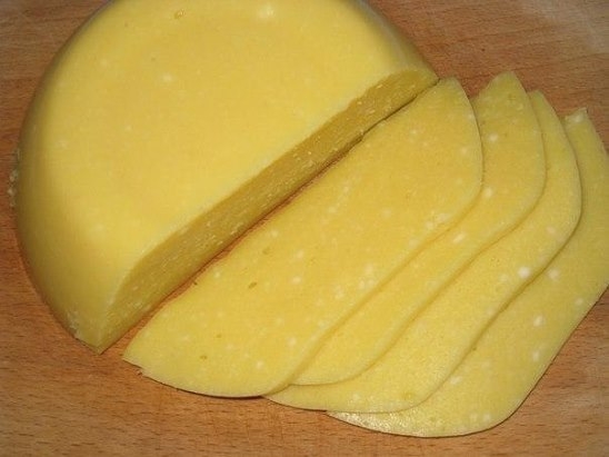 Домашний твёрдый сыр