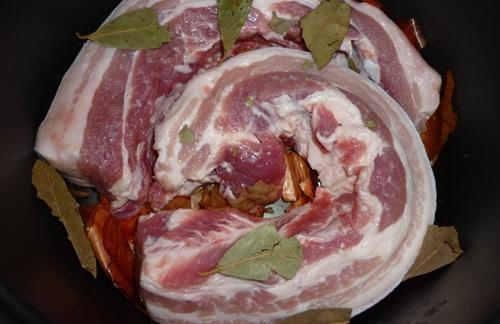 Очень вкусное сало в мультиварке Очень вкусное сало в мультиварке