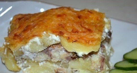 Картофельная запеканка со скумбрией Картофельная запеканка со скумбрией
